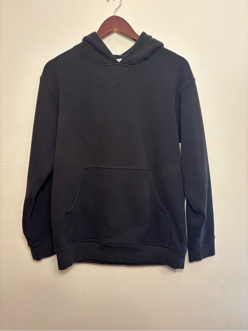 lululemon athletica Black Pullover Hoodie - Minimal Everyday Sweatshirt